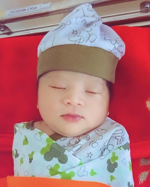 Putih-dan-Oren-Ilustrasi-Twibbon-Khitanan-Instagram-Post-H031-1.jpg Putih-dan-Oren-Ilustrasi-Twibbon-Khitanan-Instagram-Post-H031-1.jpg